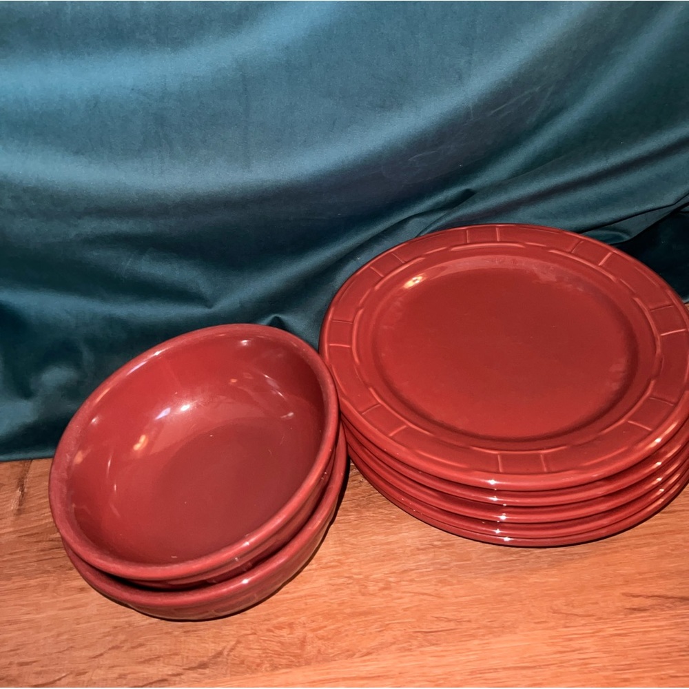 Vintage Longaberger Dishes Red Woven Set Of 5 Plates And 2 Bowls